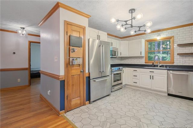 35 Lilly Loop, Sanford, NC 27332