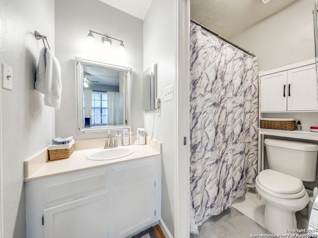 11610 Vance Jackson Rd Apt 1103, San Antonio, TX 78230