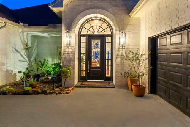 422 S Burnett Drive, Baytown, TX 77520