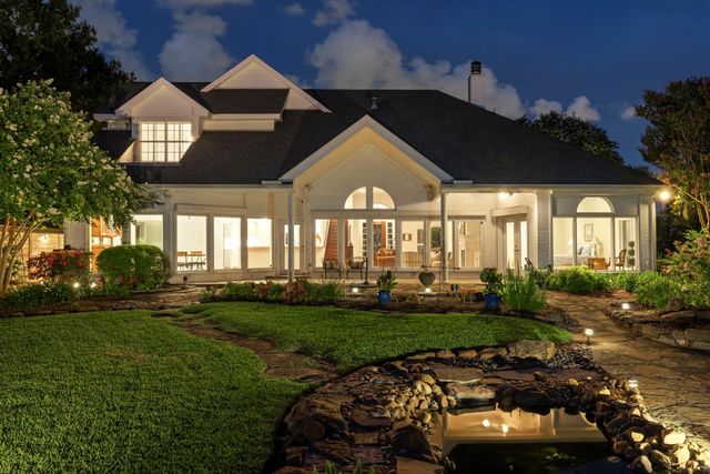 422 S Burnett Drive, Baytown, TX 77520