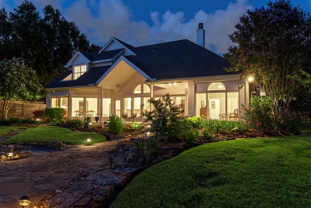 422 S Burnett Drive, Baytown, TX 77520