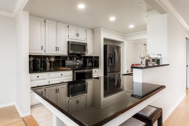 45 Golf Parkway, Madison, WI 53704