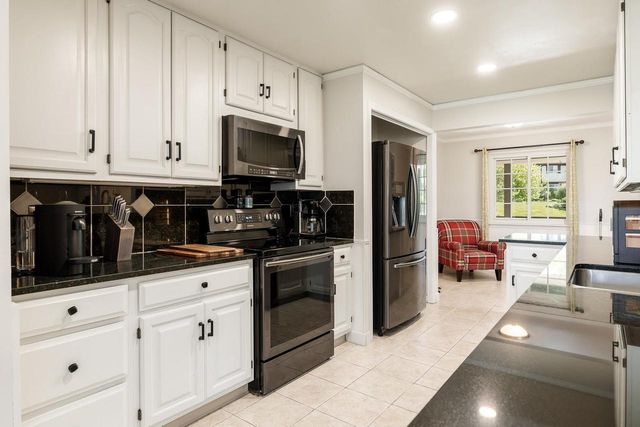 45 Golf Parkway, Madison, WI 53704