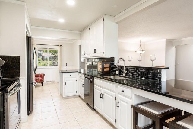 45 Golf Parkway, Madison, WI 53704
