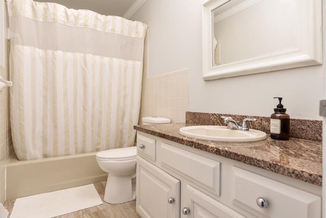 45 Golf Parkway, Madison, WI 53704