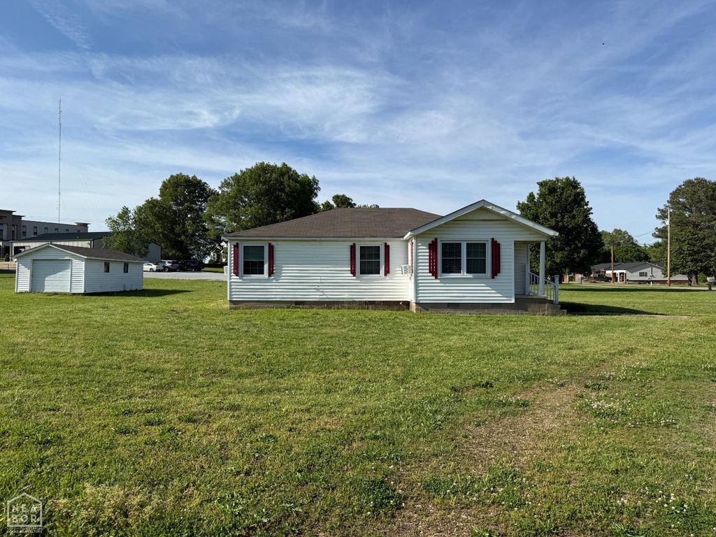 3103 Wood Haven Street, Paragould, AR 72450