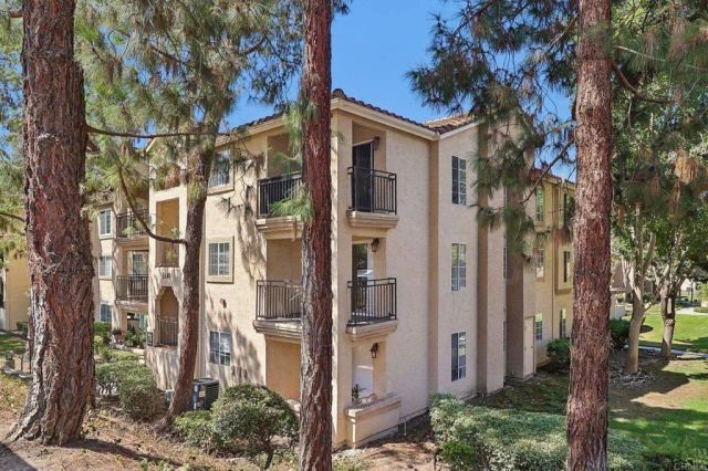 5648 Amaya Drive 118, La Mesa, CA 91942