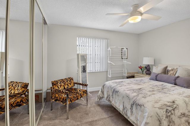 5374 Venetia Court E, Boynton Beach, FL 33437