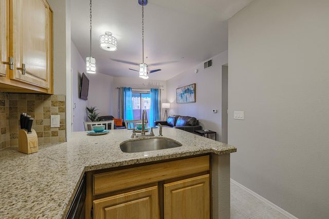 14950 W Mountain View Boulevard Apt 6107, Surprise, AZ 85374