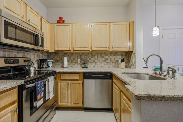 14950 W Mountain View Boulevard Apt 6107, Surprise, AZ 85374