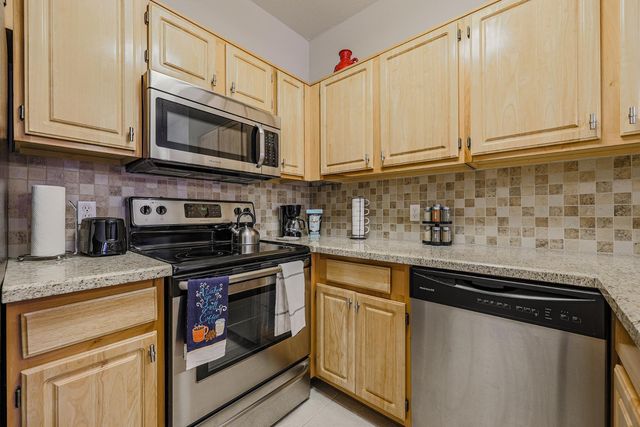 14950 W Mountain View Boulevard Apt 6107, Surprise, AZ 85374