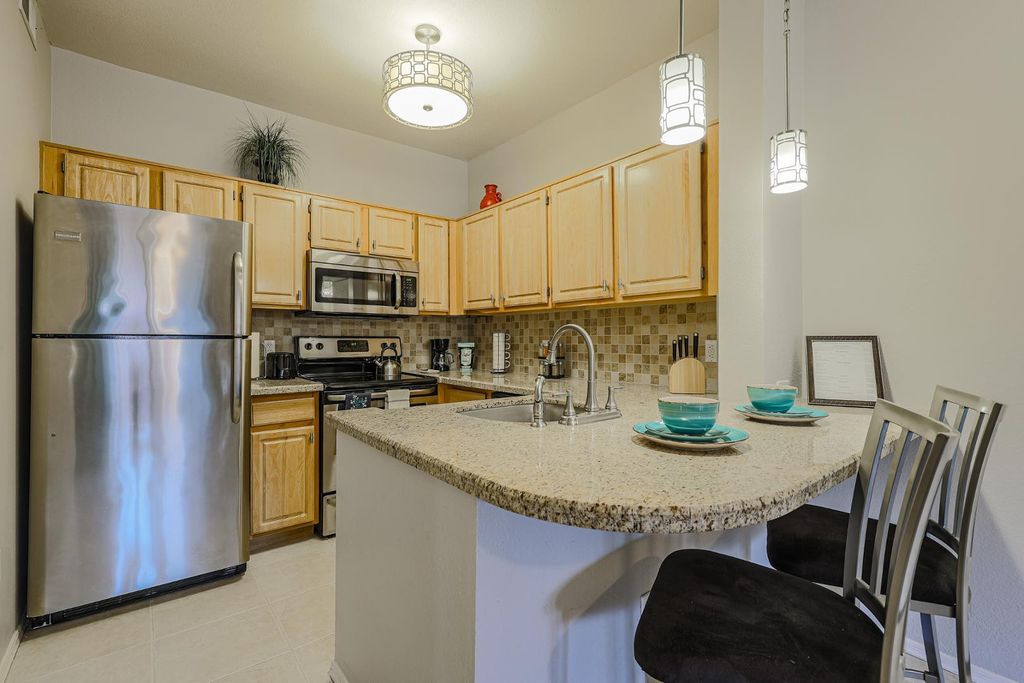 14950 W Mountain View Boulevard Apt 6107, Surprise, AZ 85374