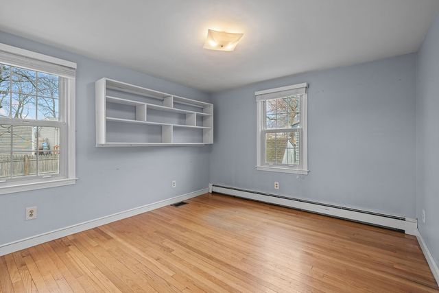 111 Verndale Street, Warwick, RI 02889