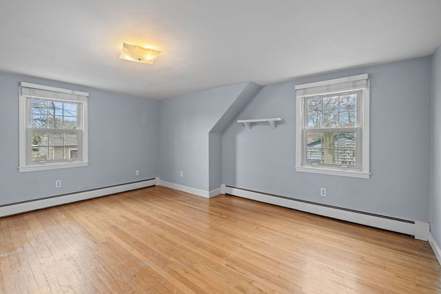 111 Verndale Street, Warwick, RI 02889