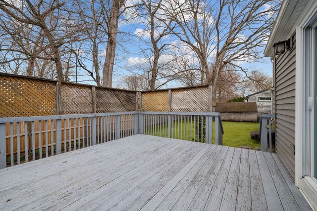 111 Verndale Street, Warwick, RI 02889