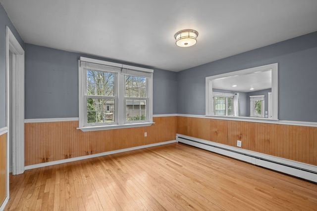 111 Verndale Street, Warwick, RI 02889