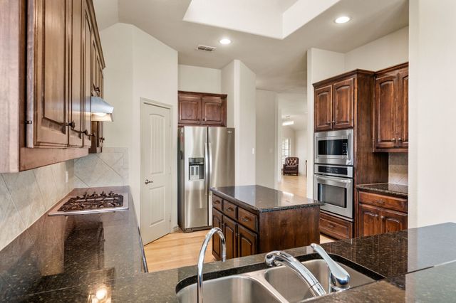4417 Cypress Lake Court, Fort Worth, TX 76036