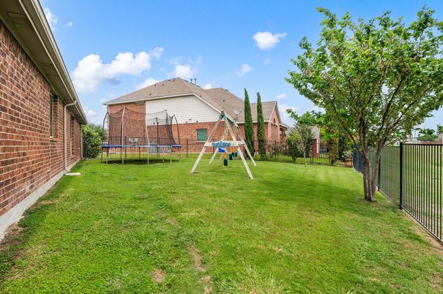 4417 Cypress Lake Court, Fort Worth, TX 76036