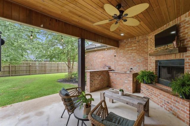 2677 Newberry Station Dr Drive, Lake Charles, LA 70611