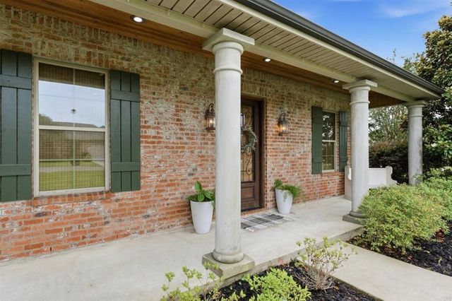 2677 Newberry Station Dr Drive, Lake Charles, LA 70611