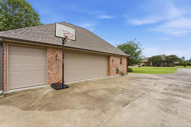 2677 Newberry Station Dr Drive, Lake Charles, LA 70611