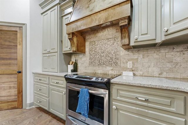 2677 Newberry Station Dr Drive, Lake Charles, LA 70611
