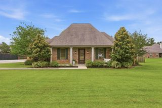 2677 Newberry Station Dr Drive, Lake Charles, LA 70611