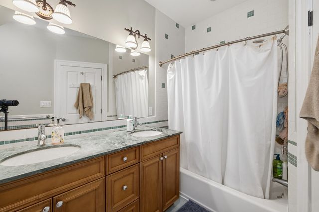 8 Longmeadow Rd, Newton, MA 02459