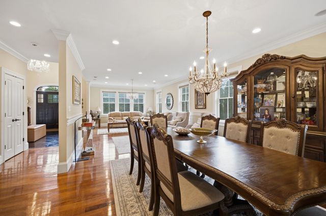 8 Longmeadow Rd, Newton, MA 02459