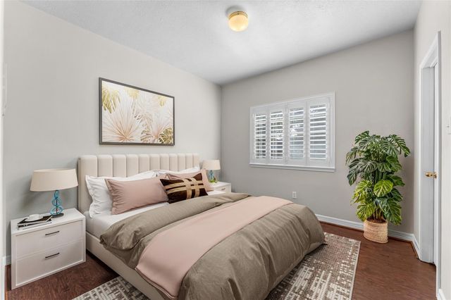 214 Indian Summer Court, Sugar Land, TX 77479