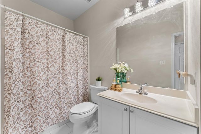 214 Indian Summer Court, Sugar Land, TX 77479