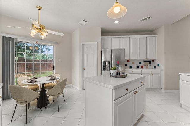 214 Indian Summer Court, Sugar Land, TX 77479