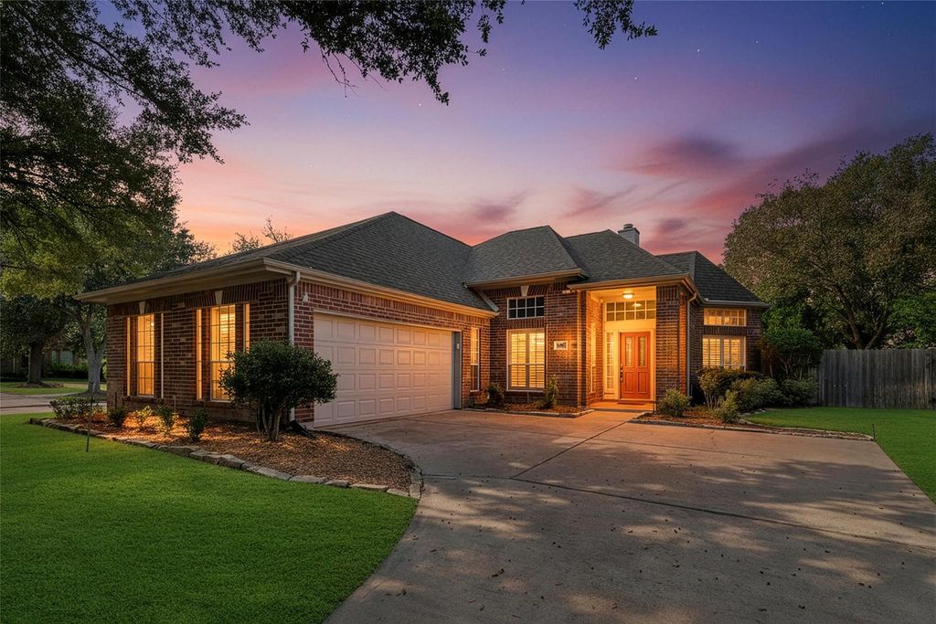 214 Indian Summer Court, Sugar Land, TX 77479