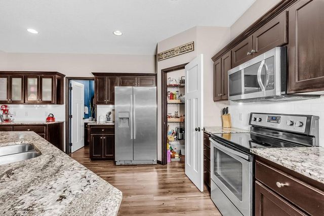 2560 County Road H2 W, Mounds View, MN 55112