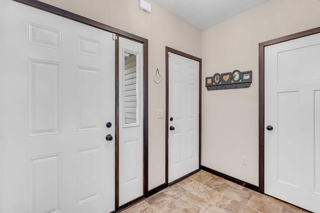 2560 County Road H2 W, Mounds View, MN 55112