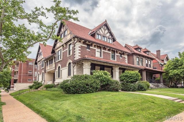 6100 Waterman Boulevard 5, St Louis, MO 63112