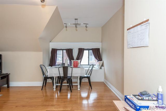 6100 Waterman Boulevard 5, St Louis, MO 63112