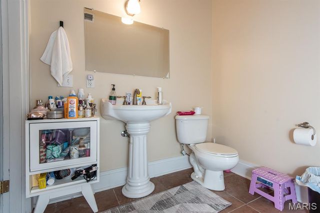 6100 Waterman Boulevard 5, St Louis, MO 63112