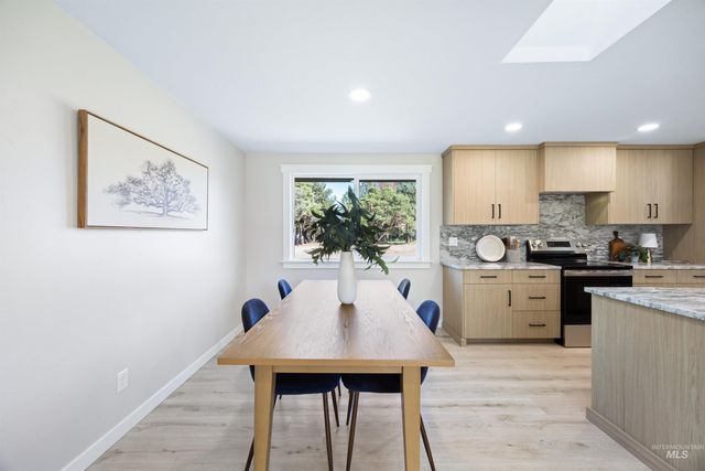 3222 S Heritage Ave, Boise, ID 83709