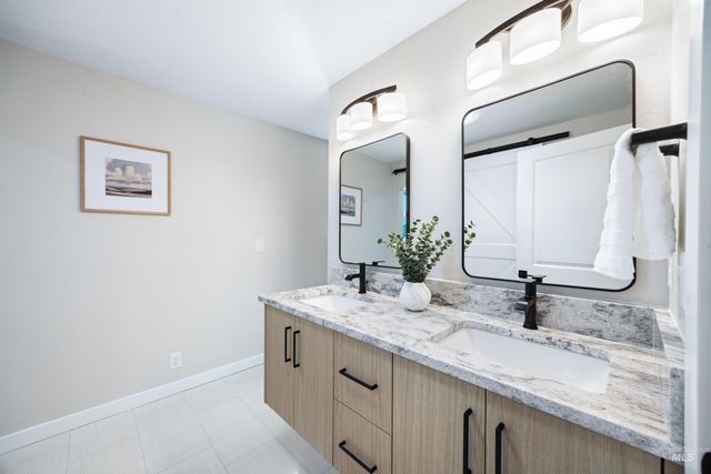 3222 S Heritage Ave, Boise, ID 83709