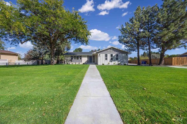 3222 S Heritage Ave, Boise, ID 83709