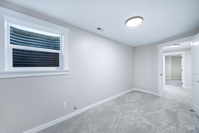 3222 S Heritage Ave, Boise, ID 83709