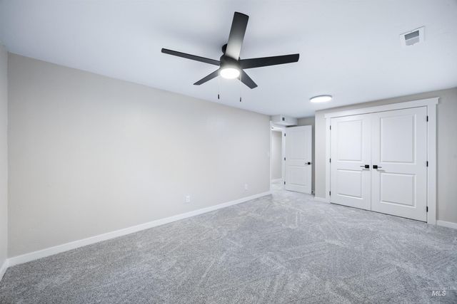 3222 S Heritage Ave, Boise, ID 83709
