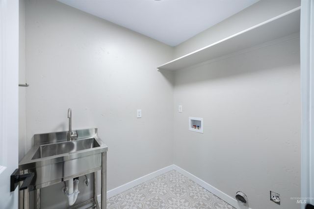 3222 S Heritage Ave, Boise, ID 83709