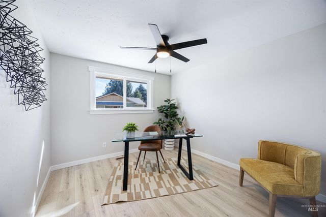 3222 S Heritage Ave, Boise, ID 83709