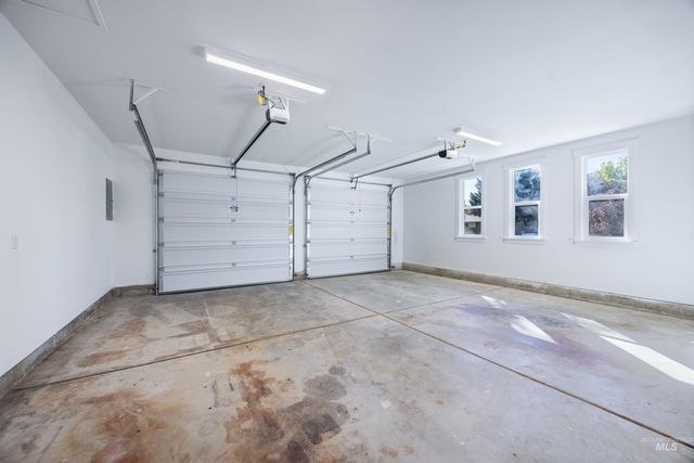 3222 S Heritage Ave, Boise, ID 83709