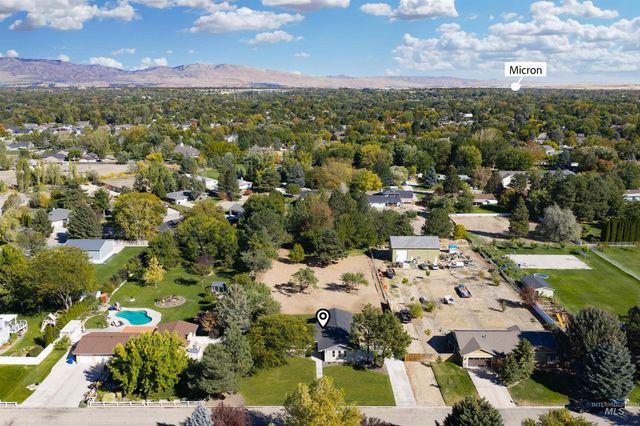 3222 S Heritage Ave, Boise, ID 83709