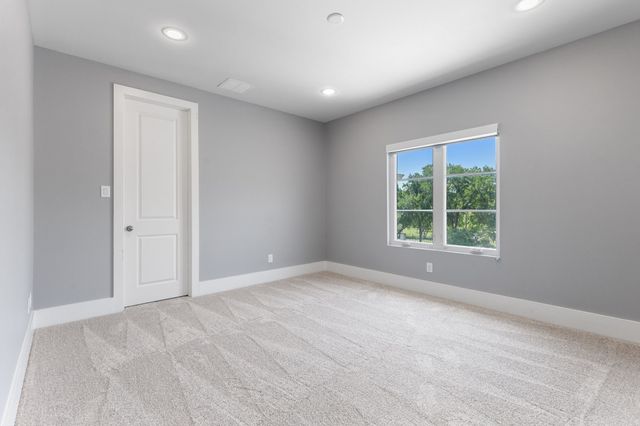 6917 Valley View Lane, Dallas, TX 75240