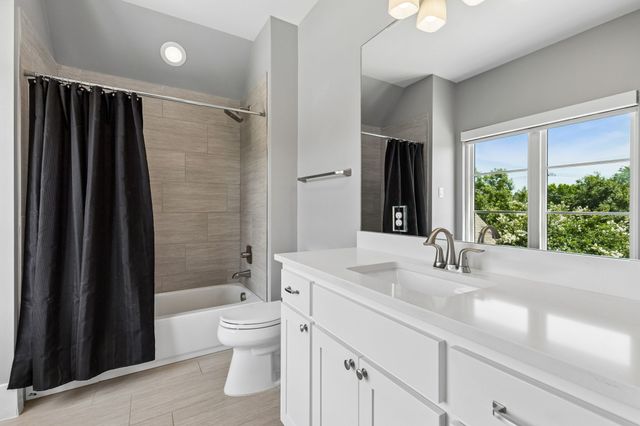 6917 Valley View Lane, Dallas, TX 75240