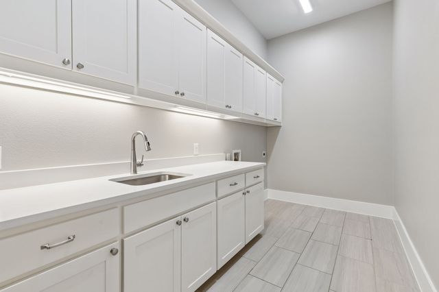 6917 Valley View Lane, Dallas, TX 75240